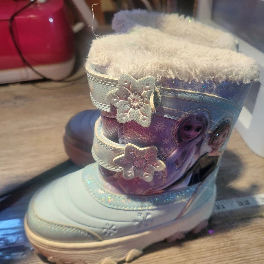Disney Frozen‎ Kids Snow Boots Toddler Size 7